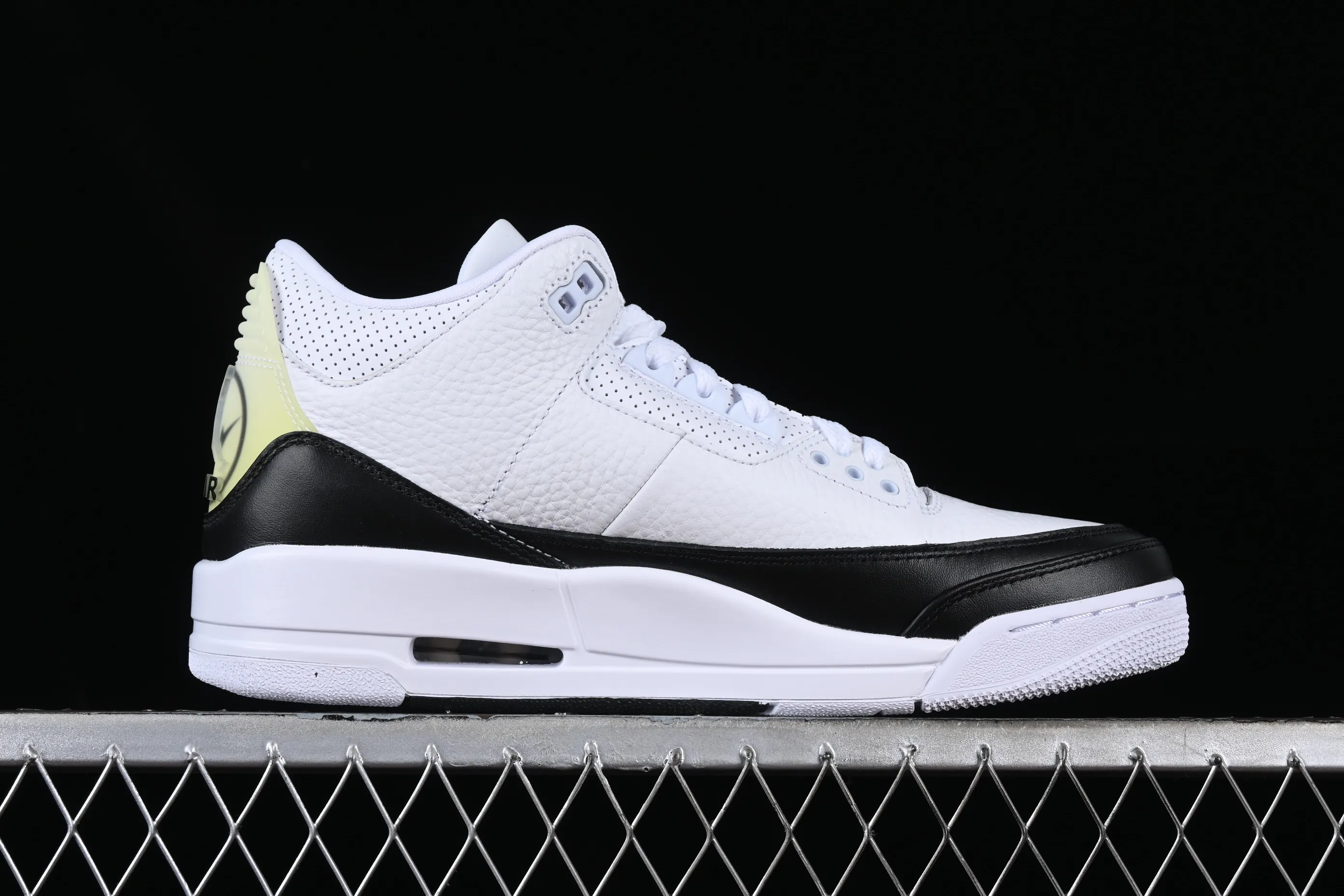 All categories Air Jordan Jordan series basketball shoes Air Jordan 3 Fragment Design x Air Jordan 3 AJ3 Joe 3 heel oxidized version Hiroshi Fujiwara co-branded DA3595-100
